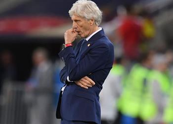 مدرب كولومبيا ينتقد التحكيم بعد توديع المونديال