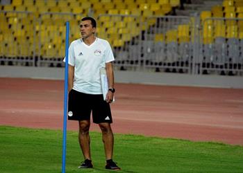 اسامة نبيه يفسر عدم ضم الشحات وسليمان ويؤكد غالي تسبب في تدهور علاقتي مع جمهور الأهلي