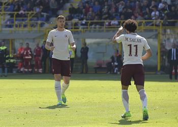 محترفين بالفيديو صلاح يعزز تفوق روما أمام بولونيا في الشوط الأول ويسجل الهدف الثاني