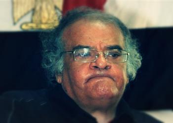 ممدوح عباس يوجه نصيحة للأهلي