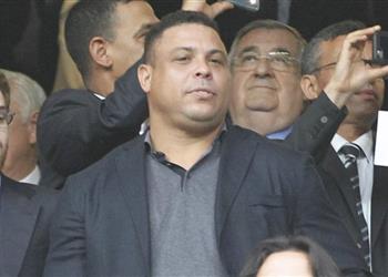 الظاهرة نيمار قادر على حرمان ميسي ورونالدو من الكرة الذهبية