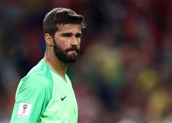 وكيل أليسون يوضح حقيقة المفاوضات مع تشيلسي وريال مدريد