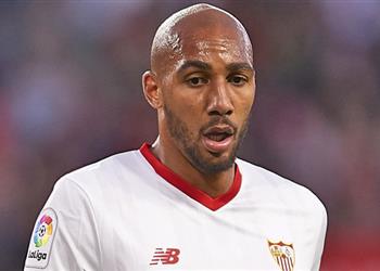 منافس إنجليزي يصارع آرسنال لضم نزونزي