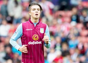 حقيقة اهتمام ليفربول بضم لاعب أستون فيلا