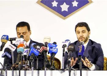 حقيقة مفاوضات بيراميدز مع ظهير منتخب مصر