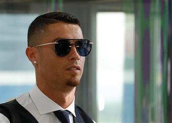 صحفي يفجر مفاجأة بشأن مانشستر يونايتد ورونالدو