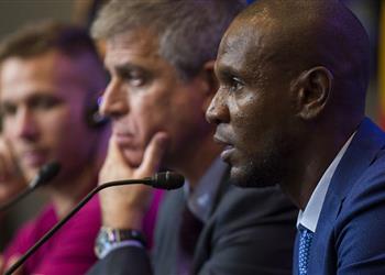 أبيدال يشيد بآرثر ويعلق على مفاوضات هازارد ورحيل باولينيو