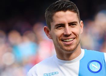 جورجينيو يطير إلى لندن ويقترب من تشيلسي