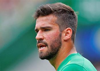 مونشي يحذر الأندية المهتمة بأليسون كل شيء له وقته