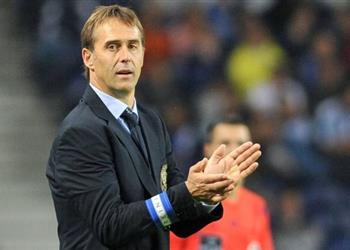 لوبيتيجي يطالب ريال مدريد بضم مهاجم فالنسيا