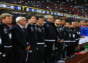 خاص بتوصية من كوبر اتحاد الكرة يحسم موقفه بشأن الجهاز الطبي لمنتخب مصر