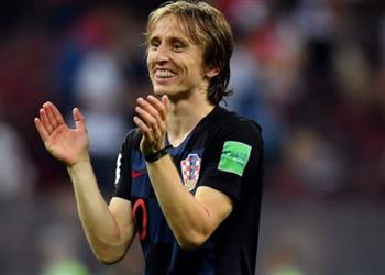 دروجبا مودريتش يستحق الكرة الذهبية