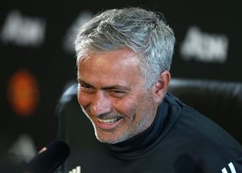 مانشستر يونايتد يوافق على رحيل لاعبه للدوري الهولندي