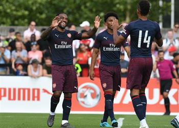 فيديو إيمري يفوز بثمانية بأولى مبارياته مع آرسنال ودي ا في غياب النني