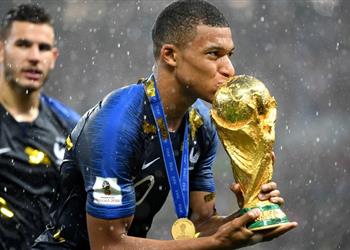 مبابي نهدي الفوز لكل الشعب الفرنسي وكأس العالم بداية جيدة لمسيرتي