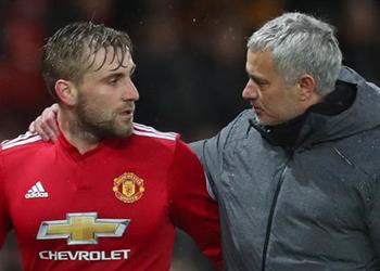 مورينيو يجدد الثقة في لوك شاو