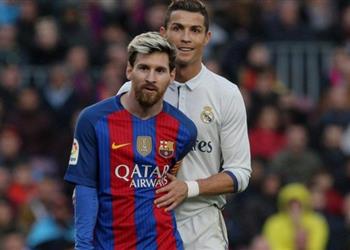 ميسي يتفوق على رونالدو في قائمة الأعلى دخل ا