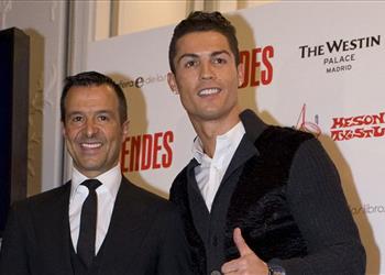 وكيله يوفنتوس سيفوز بدوري الأبطال مع رونالدو