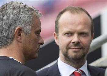 مورينيو يطالب مانشستر يونايتد بحسم تلك الصفقة