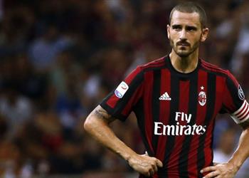 وكيل بونوتشي يتقدم بطلب الرحيل عن ميلان