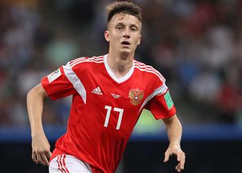 سكاي سبورتس تشيلسي يقترب من ضم جولوفين