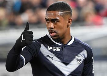 روما ينضم للصراع على مالكوم