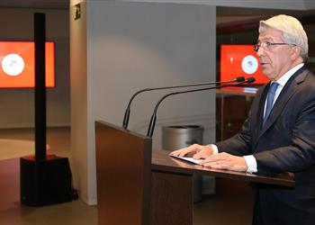 رئيس أتلتيكو مدريد لن نسمح للريال جلب جريزمان بأموال رونالدو