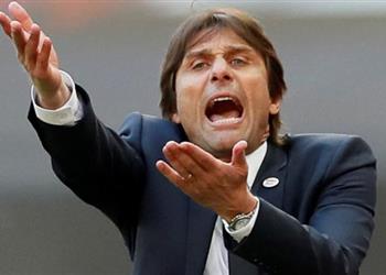 بعد أسبوع من إقالته كونتي ينوي مقاضاة تشيلسي