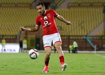 مدرب الأهلي يكشف سبب غياب علي معلول عن تدريبات الفريق