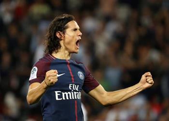 رئيس نابولي يكشف إمكانية استعادة كافاني