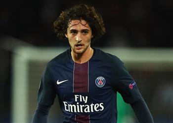 ليكيب تفجر مفاجأة بشأن مفاوضات برشلونة ورابيو