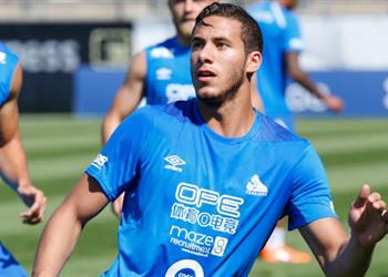 رمضان صبحي بديلا مع هدرسفيلد أمام ريال بيتيس