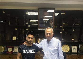 رسمي ا الإسماعيلي يتعاقد مع ظهير بيراميدز