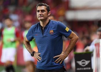 فالفيردي يتخذ قرار ا تجاه لاعبي برشلونة الدوليين قبل السوبر الإسباني