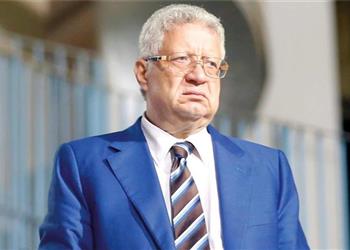 مرتضى منصور يجتمع مع رباعي الزمالك لحسم مصيرهم