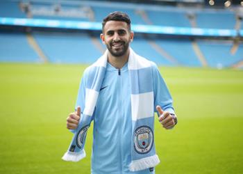 رياض محرز يؤكد رفضه أندية أخرى من أجل مانشستر سيتي