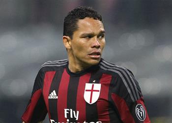 باكا أود البقاء في إسبانيا ولكن لدي عقد مع ميلان