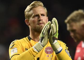 مدرب ليستر سيتي يكشف حقيقة تلقى شمايكل عرض من تشيلسي