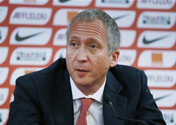 نائب رئيس موناكو يصفع تشيلسي