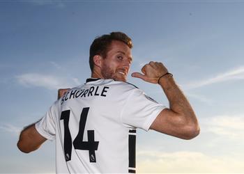 رسمي ا شورله يعود إلى البريميرليج