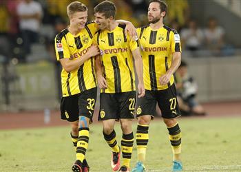 جناح دورتموند يلمح لرحيله إلى الدوري الإنجليزي