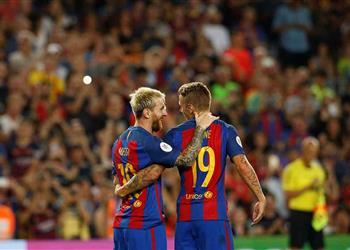 لاعب برشلونة يتلقى عرض ا رسمي ا من البريميرليج ويوفنتوس يترقب