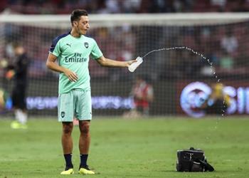 مدرب آرسنال يلمح لمفاجأة كبيرة حول أوزيل