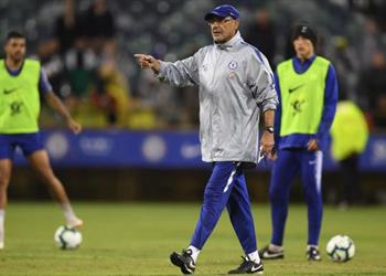 ساري يغير موقفه من مهاجم تشيلسي