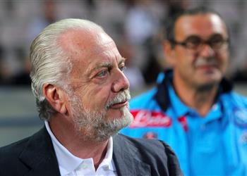 نابولي يؤكد رغبته لضم مدافع مانشستر يونايتد