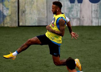 نيمار يعترف أبالغ أحيانا في انفعالاتي بالملعب