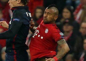 فيديو نجل فيدال يكشف مفاجأة عن والده وبرشلونة