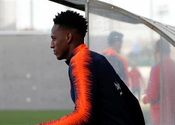 قمة حاسمة لمستقبل ياري مينا بعد العرض الأخير