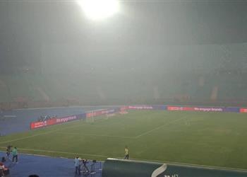 بالصور الضباب يسود استاد السلام في مباراة الأهلي والإسماعيلي تعرف على السبب