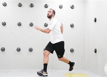 هيجواين يكشف سبب رفضه لتشيلسي ويتحدث عن رونالدو وإيكاردي